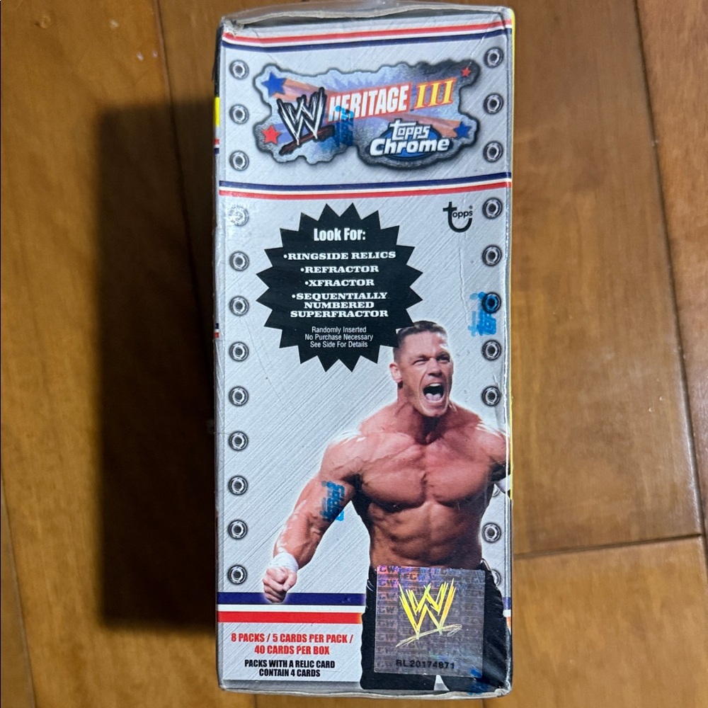 WWE Heritage III Chrome 8-Pack Blaster Box (Topps 2008) - Picture 5 of 6